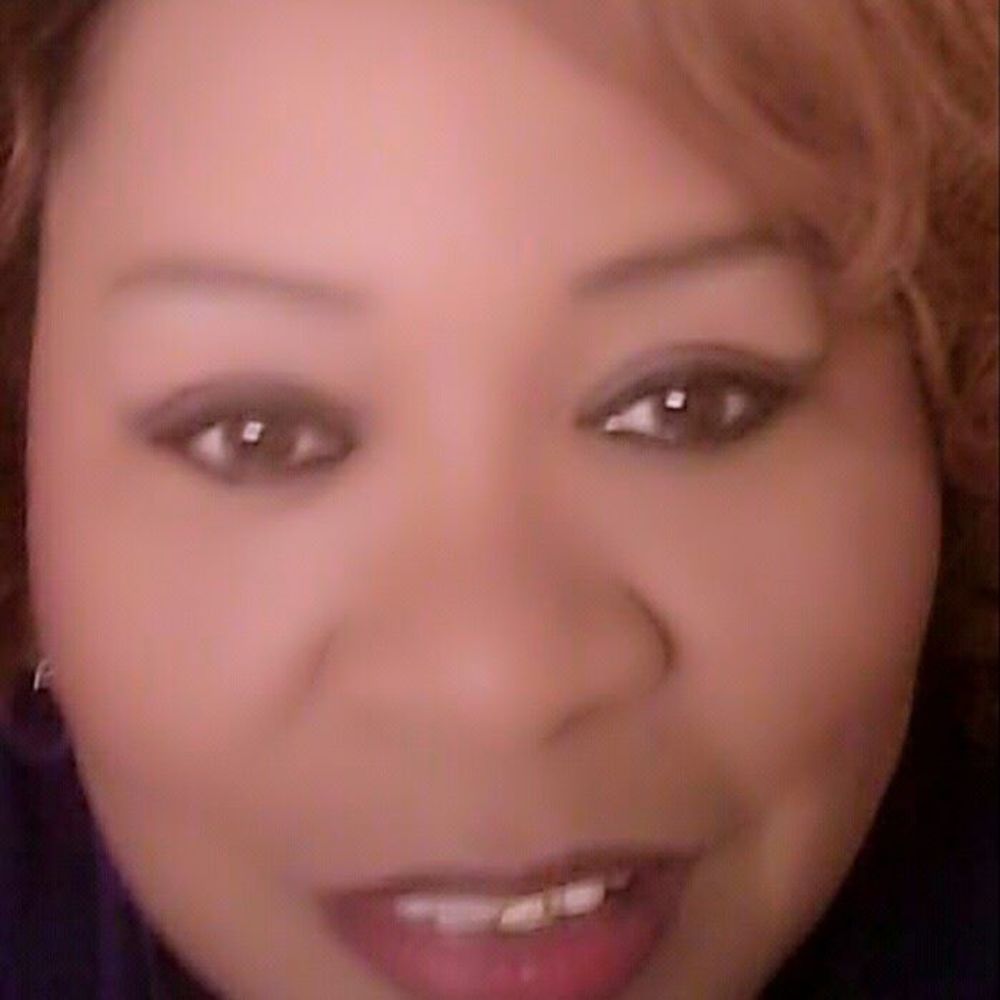 Meet your Posher, Carolyn